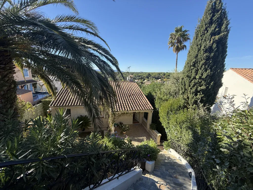 Jardin - Villa avec Piscine sur Valescure à Saint-Raphaël