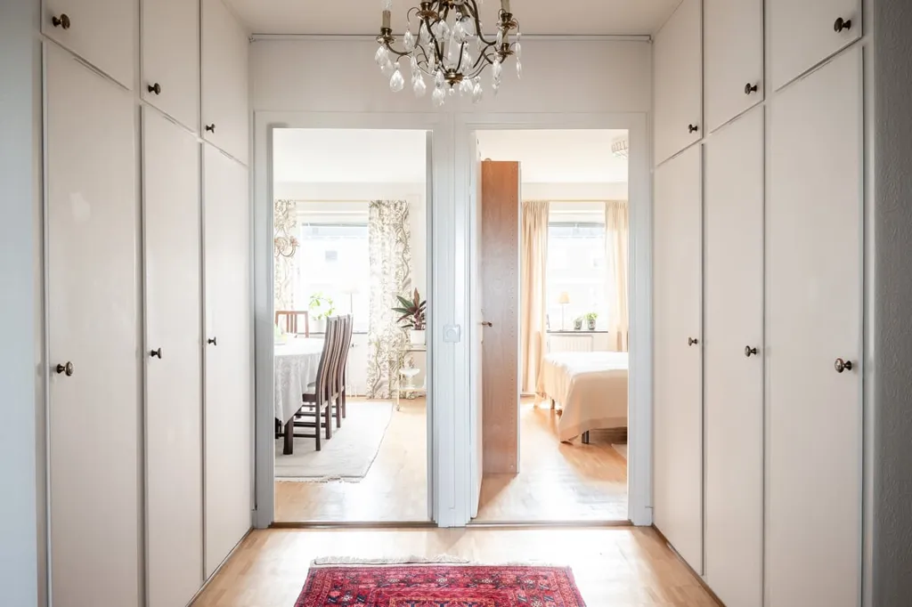 Stanze - Three-Room Apartment with Glass Balcony in Malmö