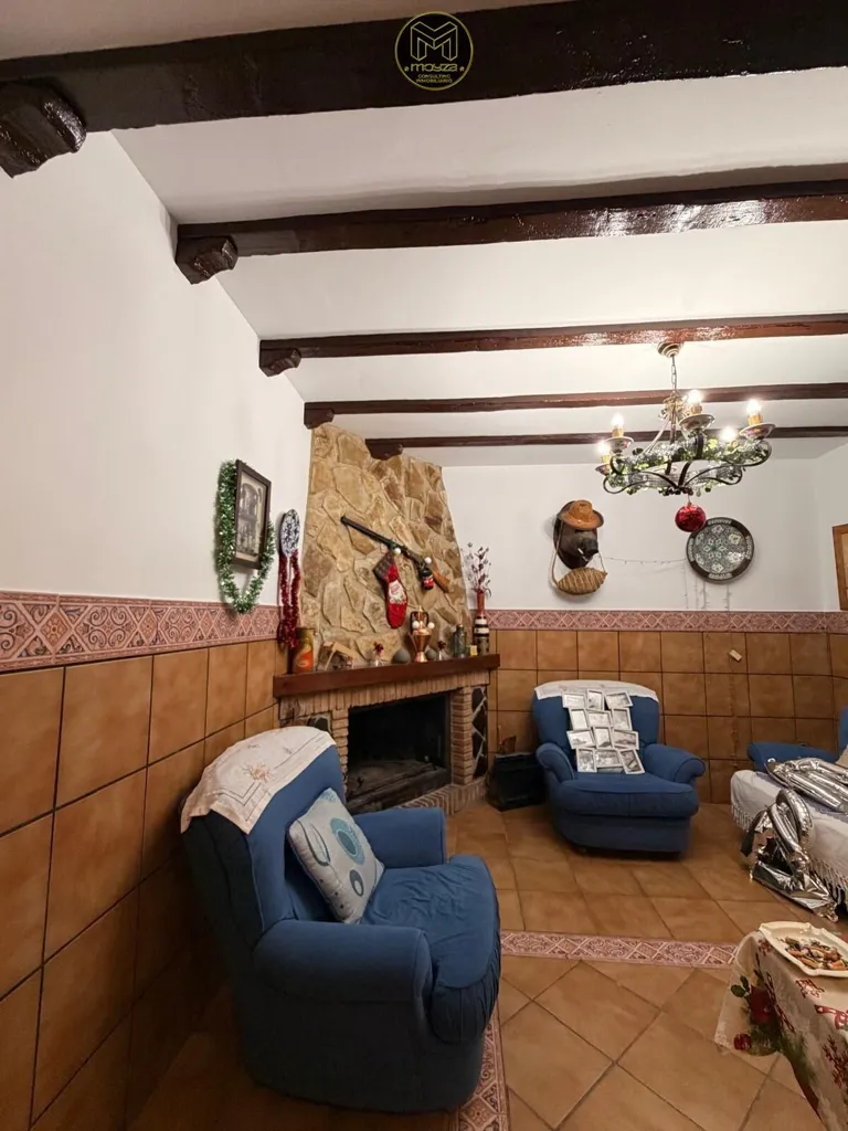 Elutuba - Luxury Villa with Private Garage on Gran Bulevar