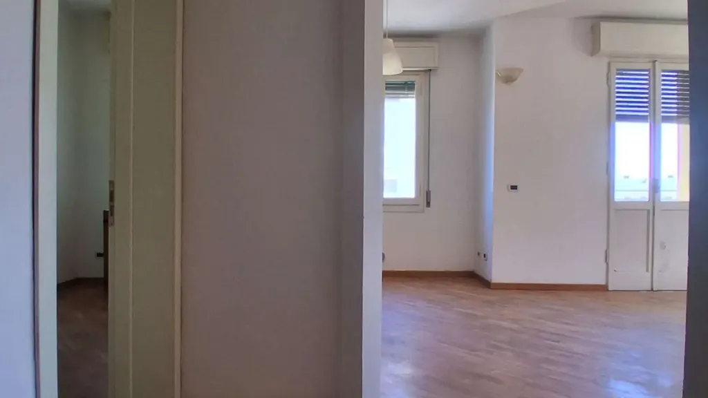 Elutuba - Apartment with Balcony in Modena