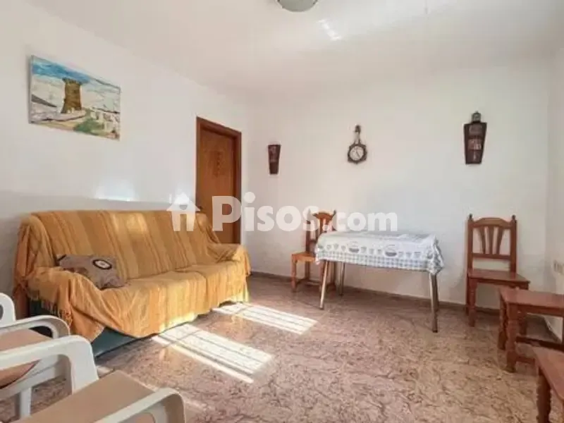 Elutuba - Terraced House with Terrace in Plines