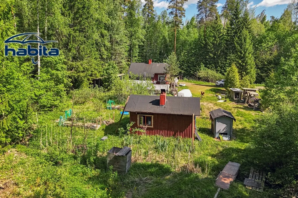 Vista aerea - Lot with 5 Parking Spaces in Tuusula