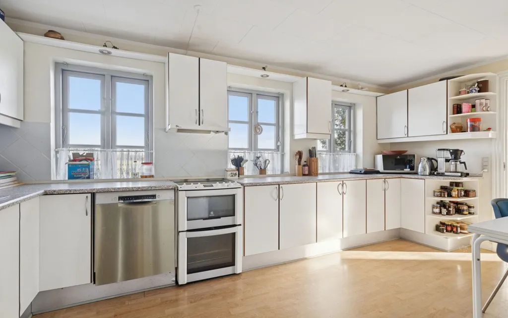 8-room house in Holmegaard