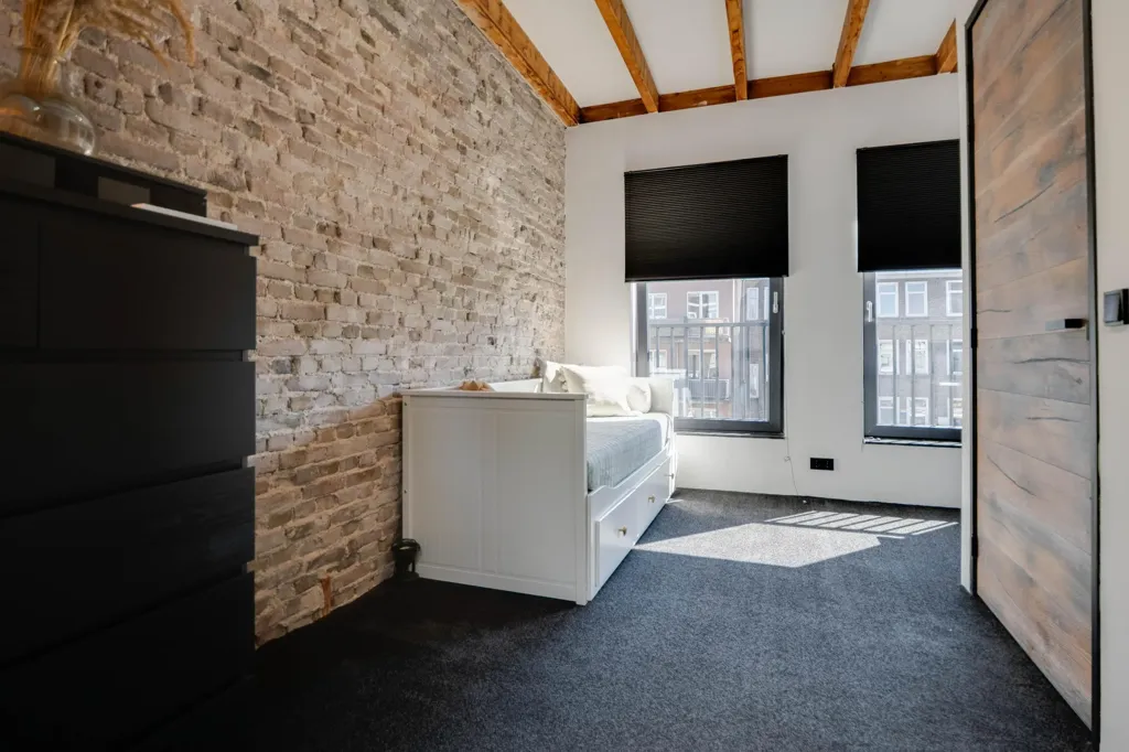 Magamistoad - Renovated Gallery Flat with Rooftop in Coolhaven