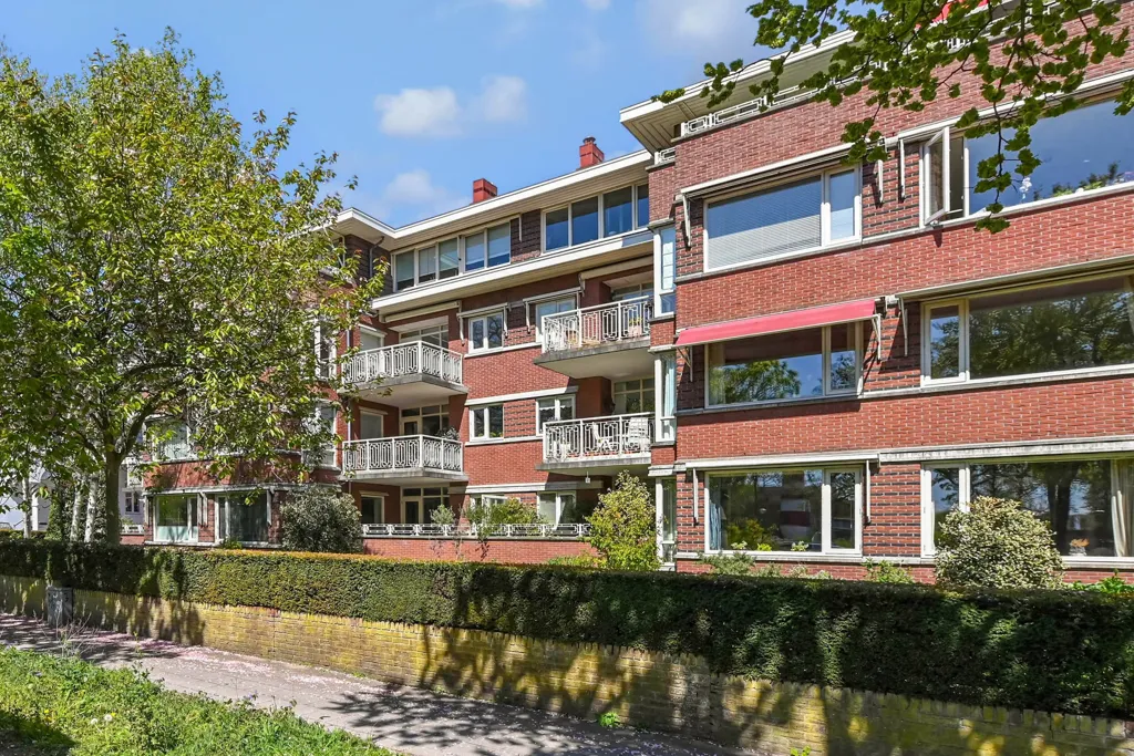 4-toaline korter asukohas Den Haag