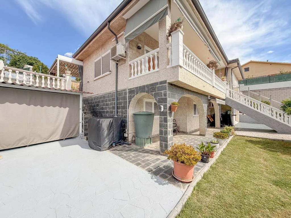 Extérieur - Luxury House with Pool in Castellbisbal