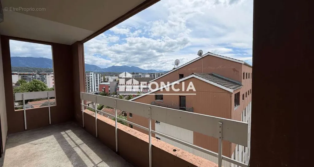 Balcony - Traversing Flat with Balcony in Thonon-les-Bains