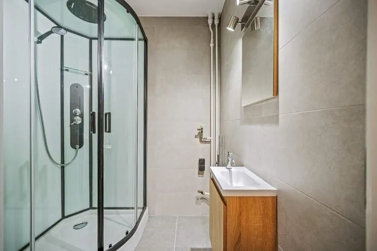 Salles de bain - Appartement à Tienen, Proximité du Centre-Ville