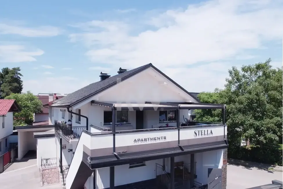 Vista aerea - Renovated Multi-Unit Building in Ljubljana
