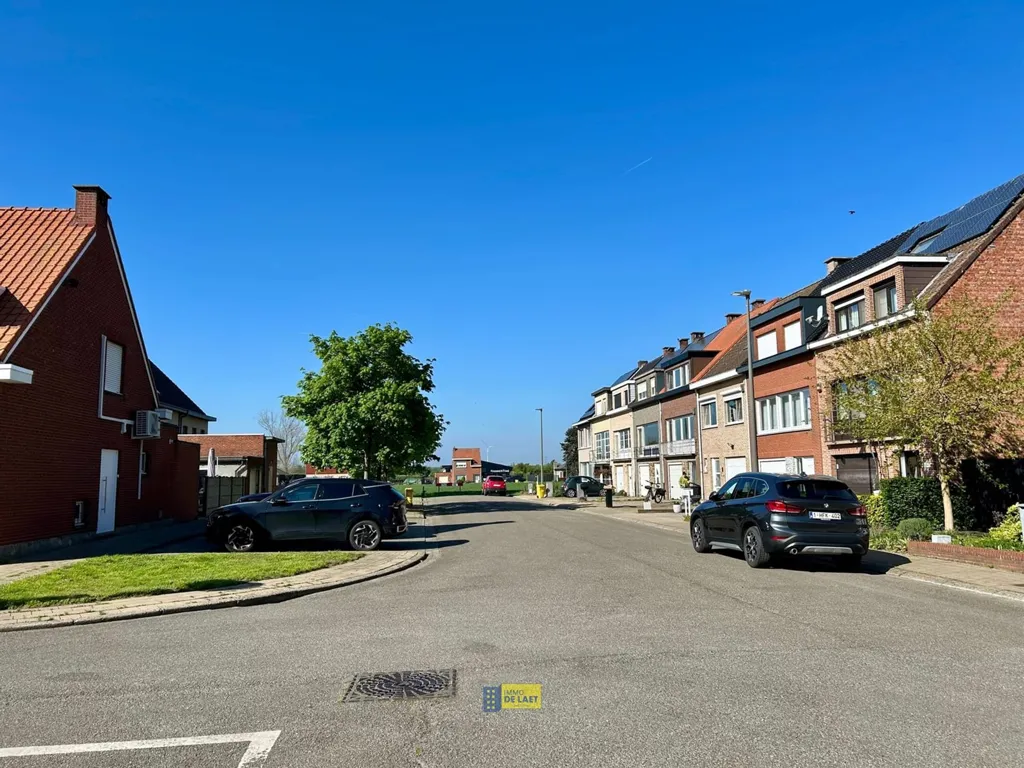 4-bedroom house in Hoevenen