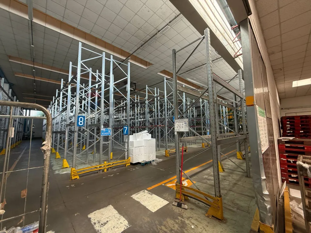 Buanderie - Industrial Warehouse near Milan