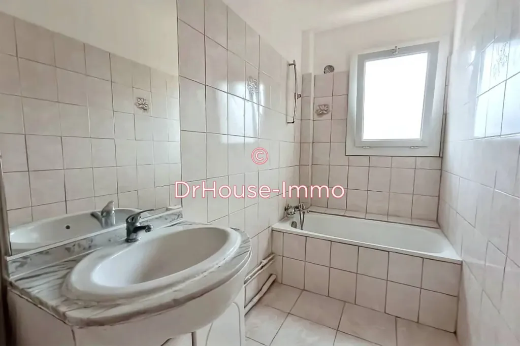 Vannitoad - Apartment with Balcony in Billère