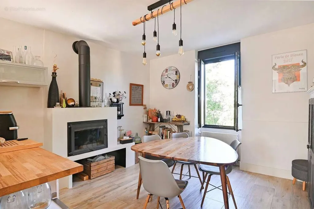 Söögituba - Renovated Manor with Pool in Moussac
