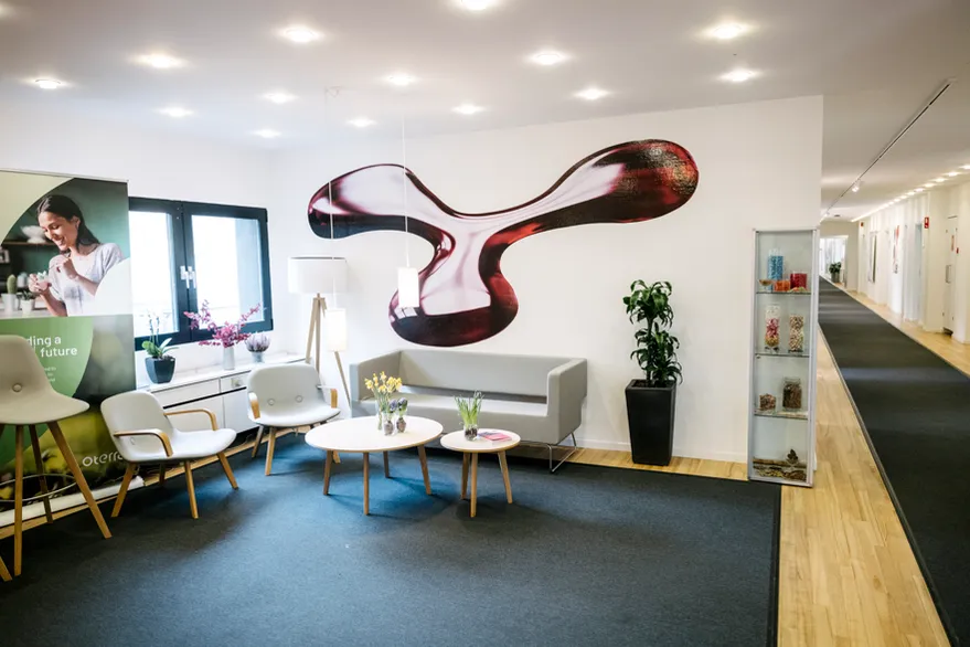Entrée - Flexible Office Space with Private Terrace in Central Location