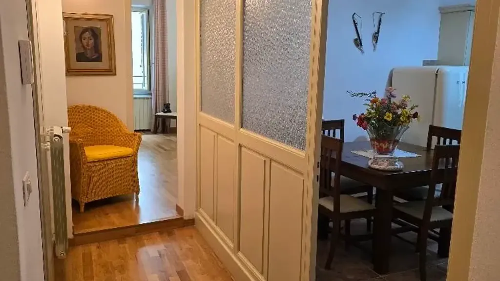 Ingresso - Appartamento con terrazza nel centro storico di Pistoia