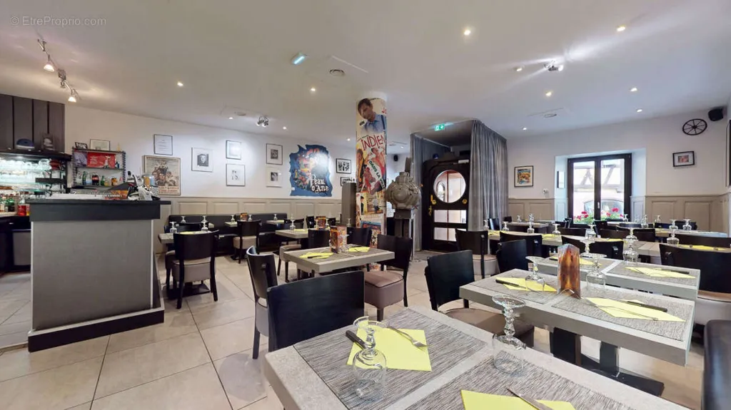 Söögituba - Restaurant with 70m² Dining in Sélestat