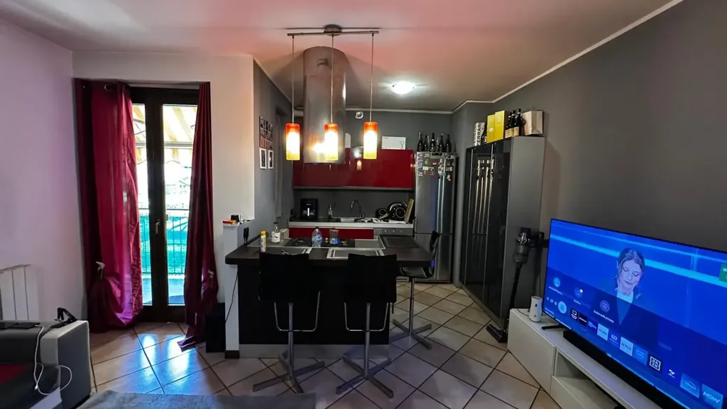 Elutuba - Rented Duplex with Balcony in Monza