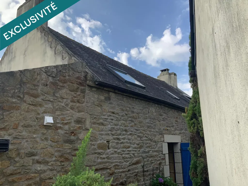 Garden - Charming 1950s Stone House in Riantec