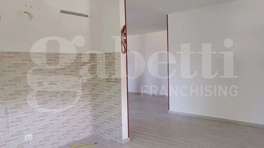 Rooms - Modernised Apartment with Garden in Ceregnano