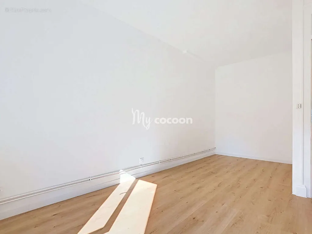 Pièces - Appartement Duplex Rénové Place Saint Louis