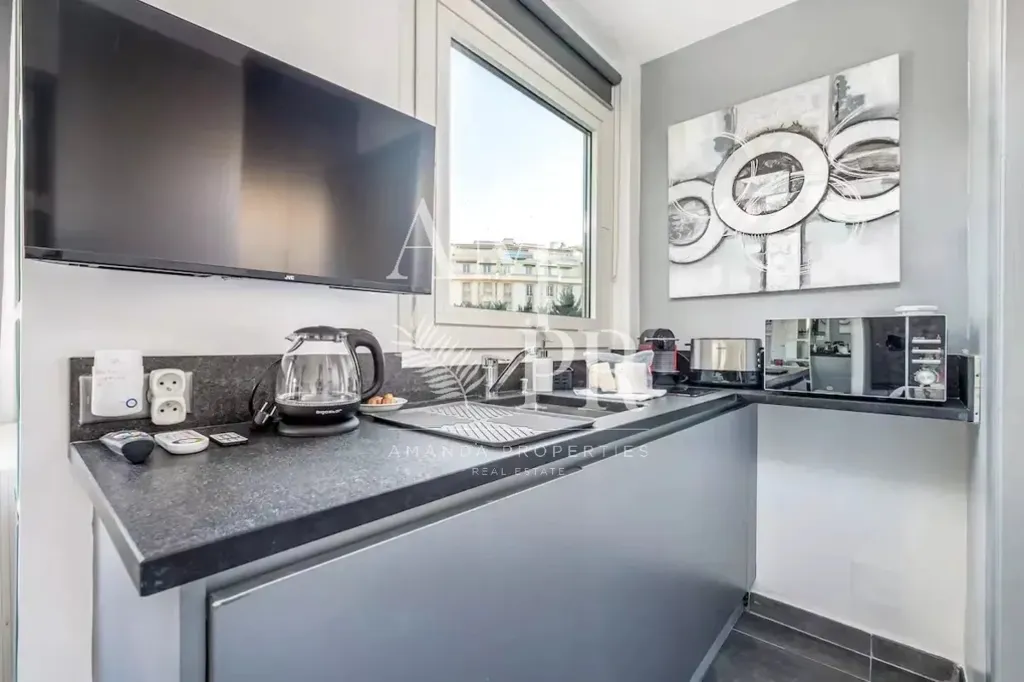 Cucina - Studio with Croisette View in Cannes