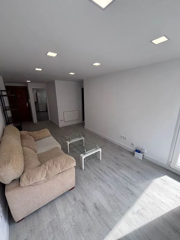Soggiorno - Reformed Flat with Terrace in Castilla