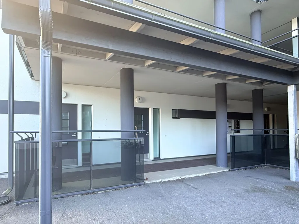 Garage - Modern Loft with Balcony in Seinäjoki