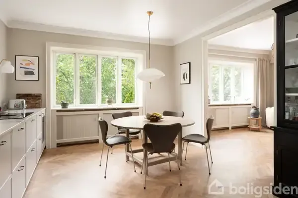 Söögituba - 1931 Flats with Garden in Copenhagen Ø