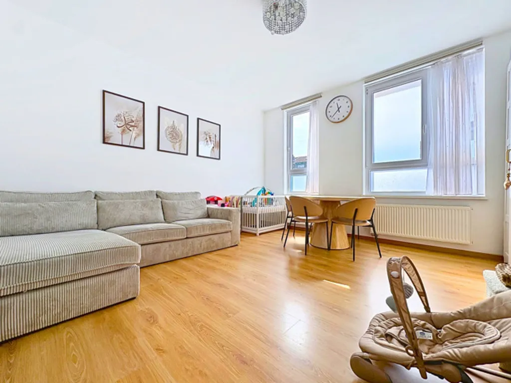 Soggiorno - Renovated 1-Bedroom Flat with Cellar in Anderlecht