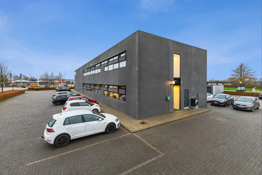 Välivaade - Modern Office with Prominent Location in Herning