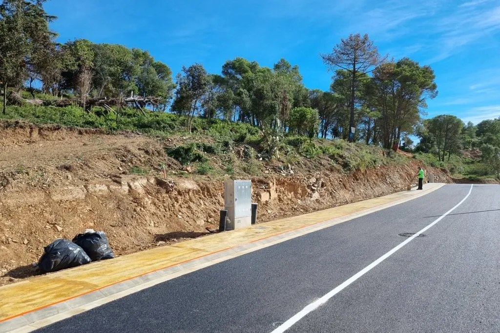 Jardin - Development Land with Mountain Views in Begur