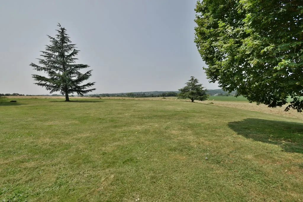 Aed - Luxury Longère with Expansive Land near Bergerac