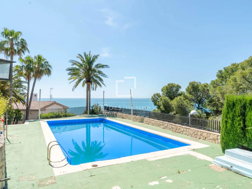 pool_area