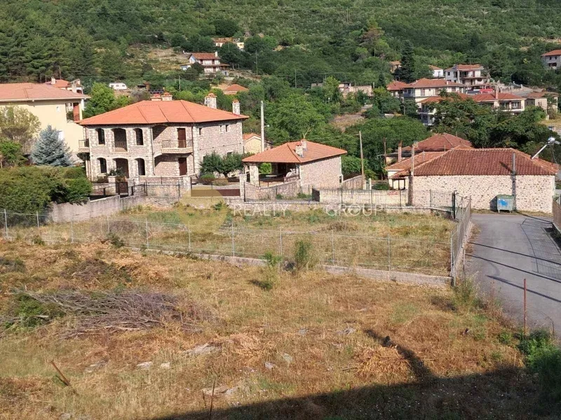Jardin - Buildable Plot with Unobstructed Views in Levídi Centre