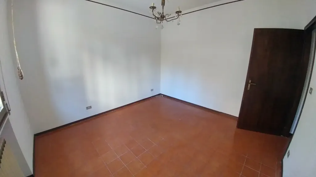 Pièces - Trilocale with Private Terrace in Zocca