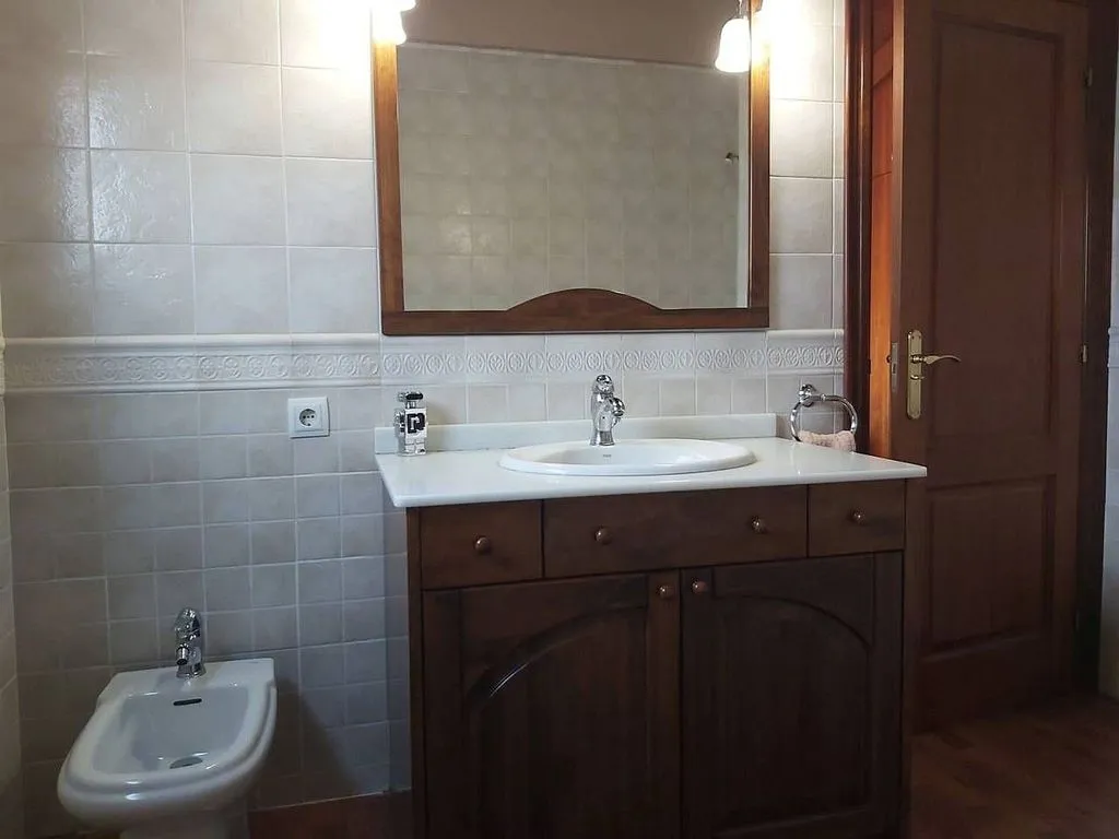 Bagni - Spacious House with Pool in Valldoreix, Sant Cugat