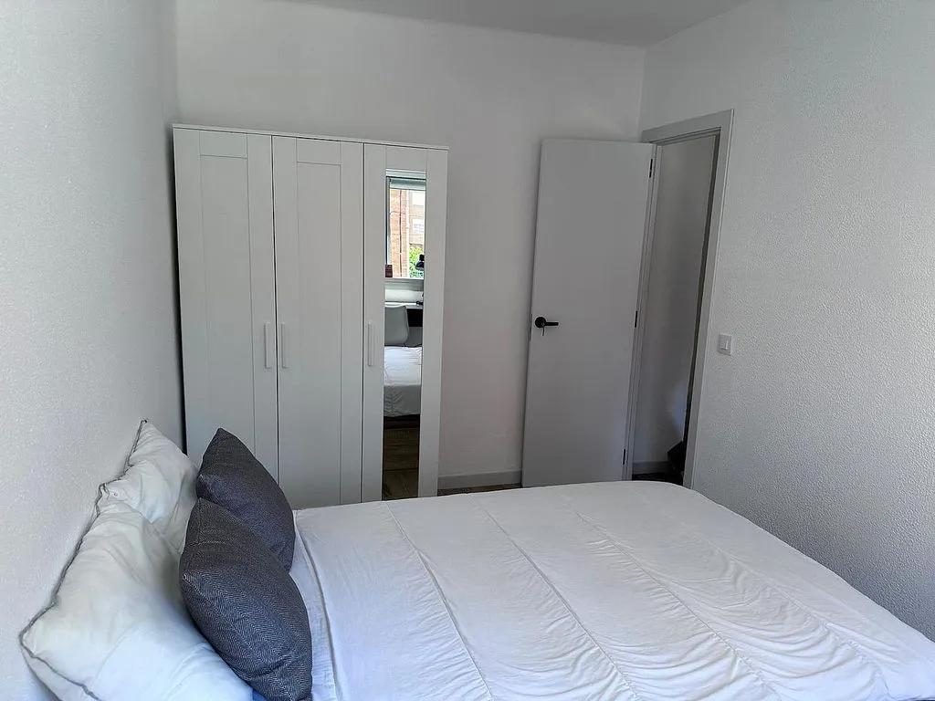 Chambres - Student-Friendly Flat with Terrace in Moncada
