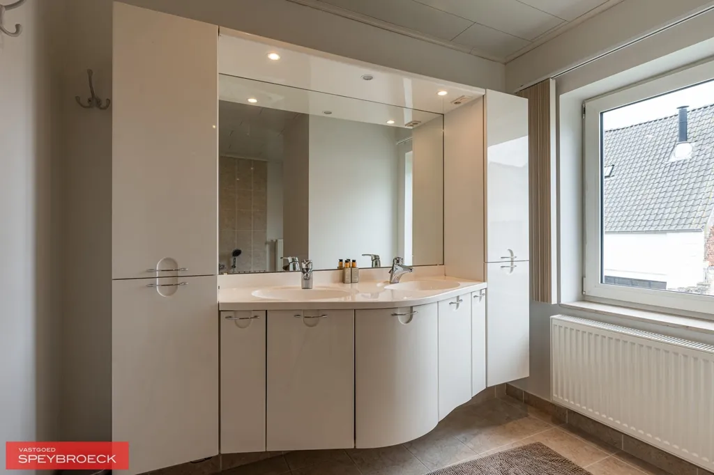 Vannitoad - Charming Townhouse with Garden in Gent