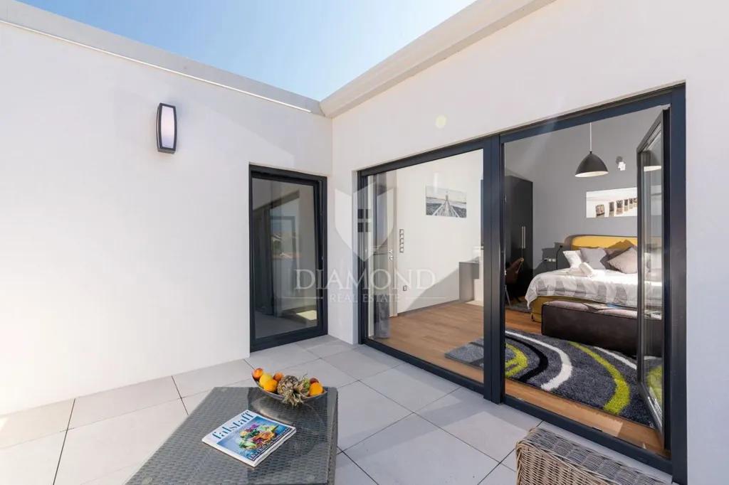 Terrass - Designer Villa with Sea View in Vrsar