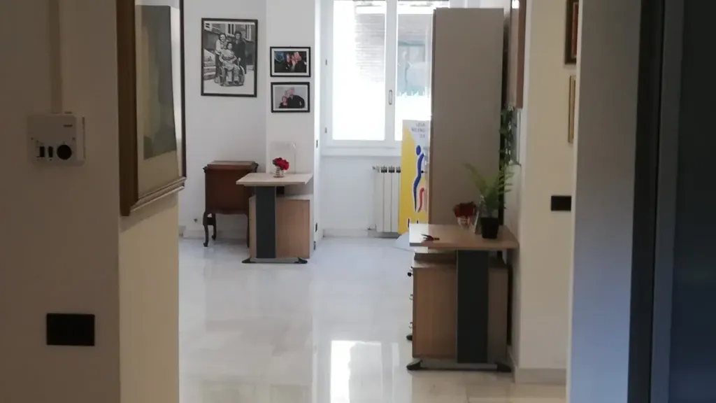 Esik - Spacious Apartment in Lambrate, Milan
