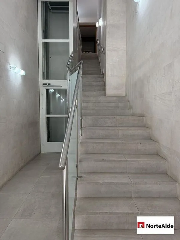 Pièces - Apartment with Balcony and Terrace in Arrontegi Centre