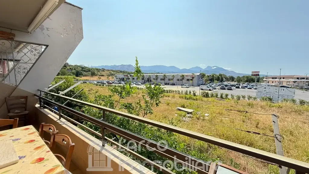 Balkon - Trilocale with Balcony in Scalea