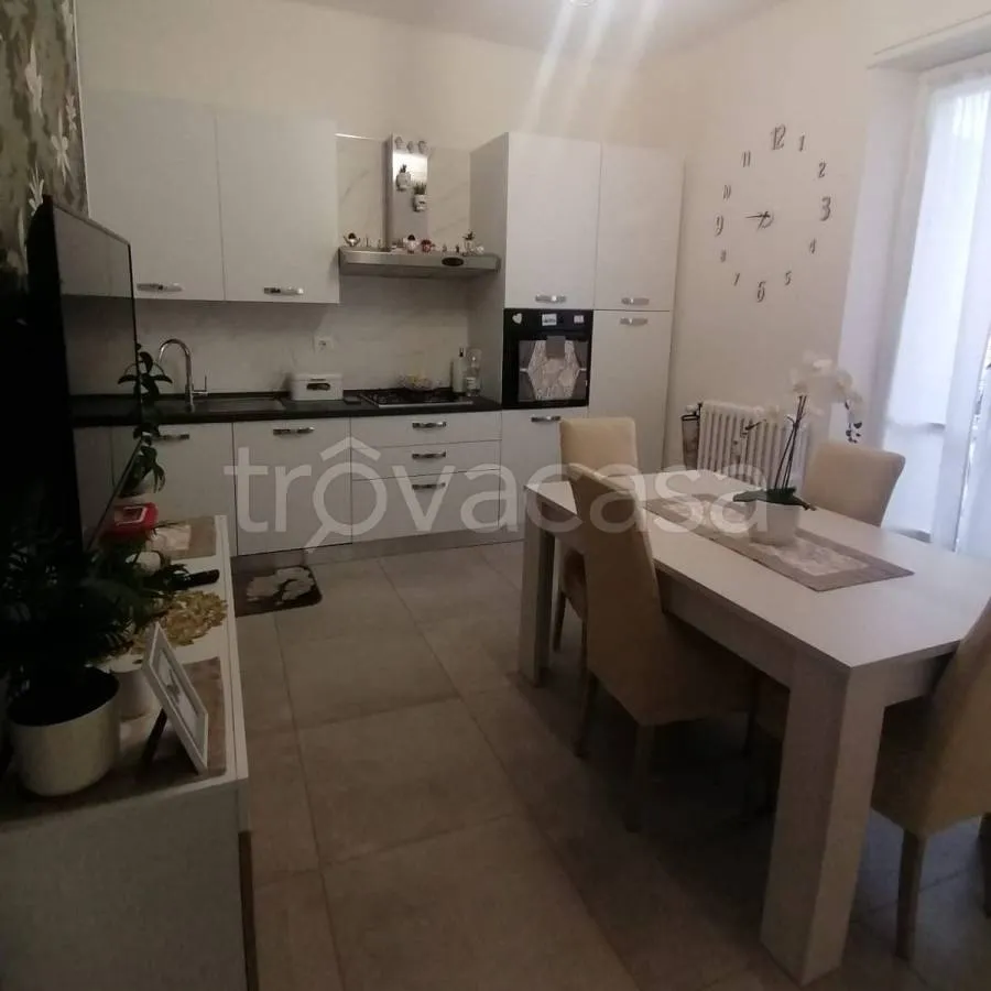 Söögituba - Rustic Apartment with Balcony in Venaria Reale
