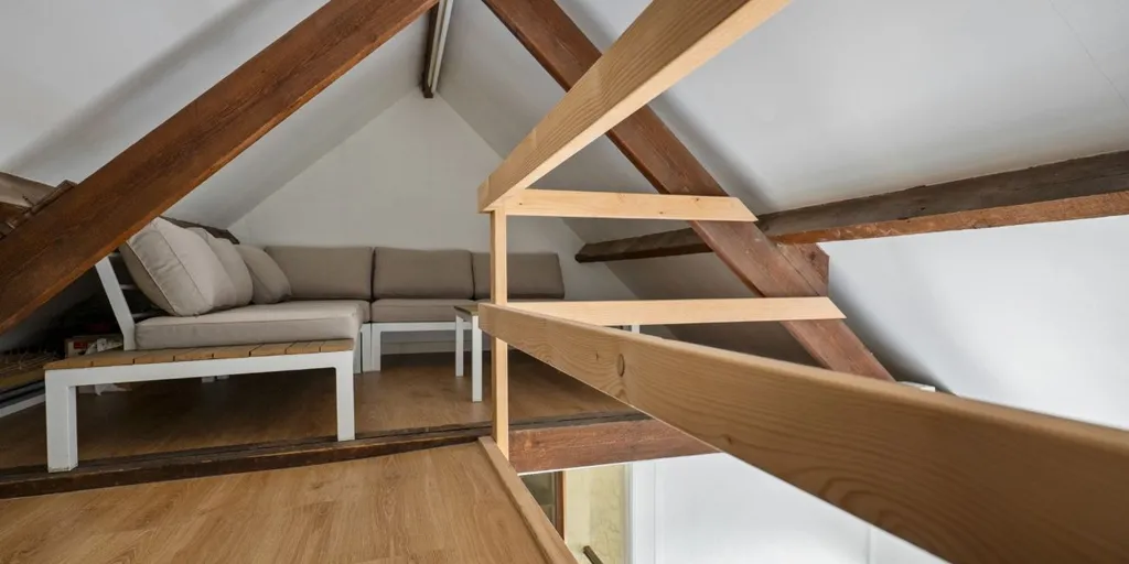 Pièces - Maison Rénovée avec Jardin à Ekeren