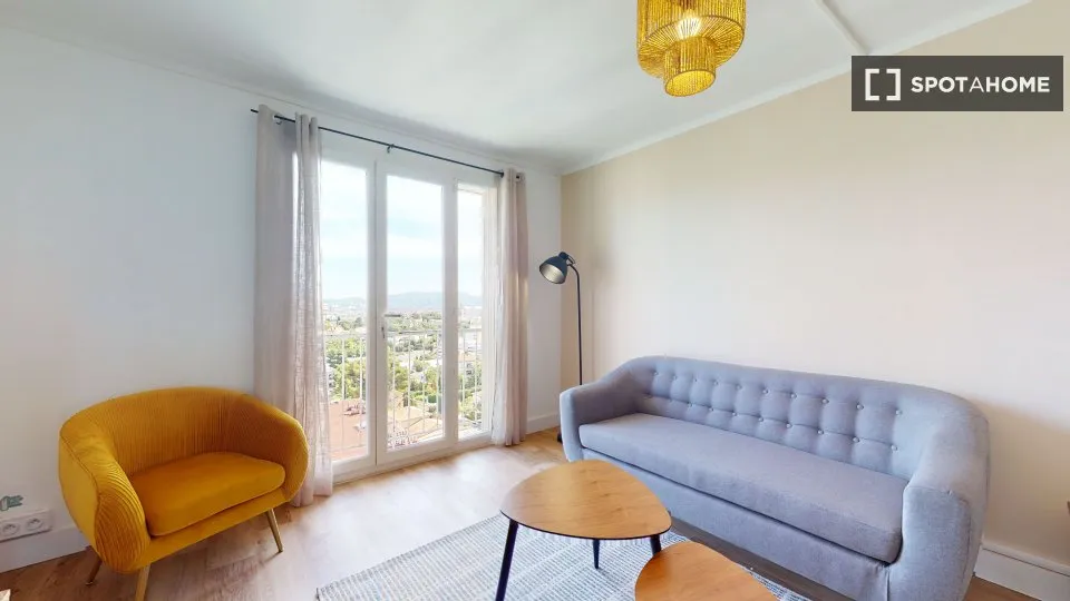 Séjour - Appartement à Louer à Marseille