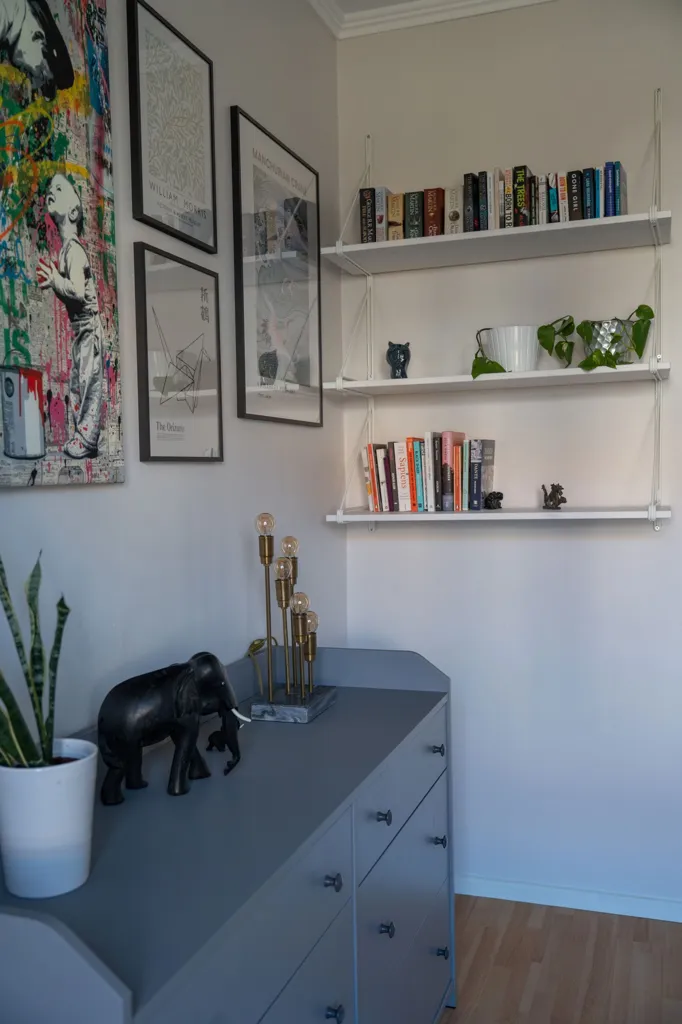 Studio - Charming Through-Flat with South-West Balcony in Luthagen