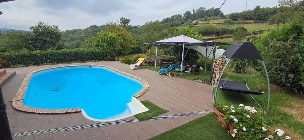 Bassein - Luxury Detached House with Pool in Langreo
