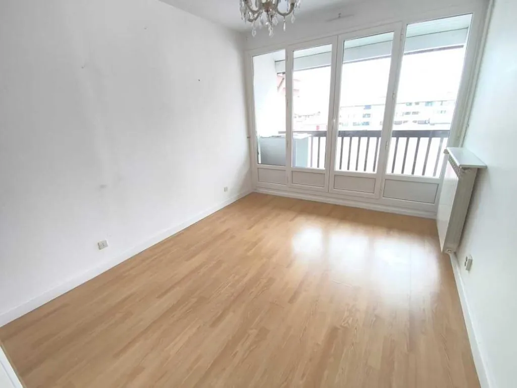 Pièces - Appartement Duplex avec Balcon à Saint-Jean de Luz
