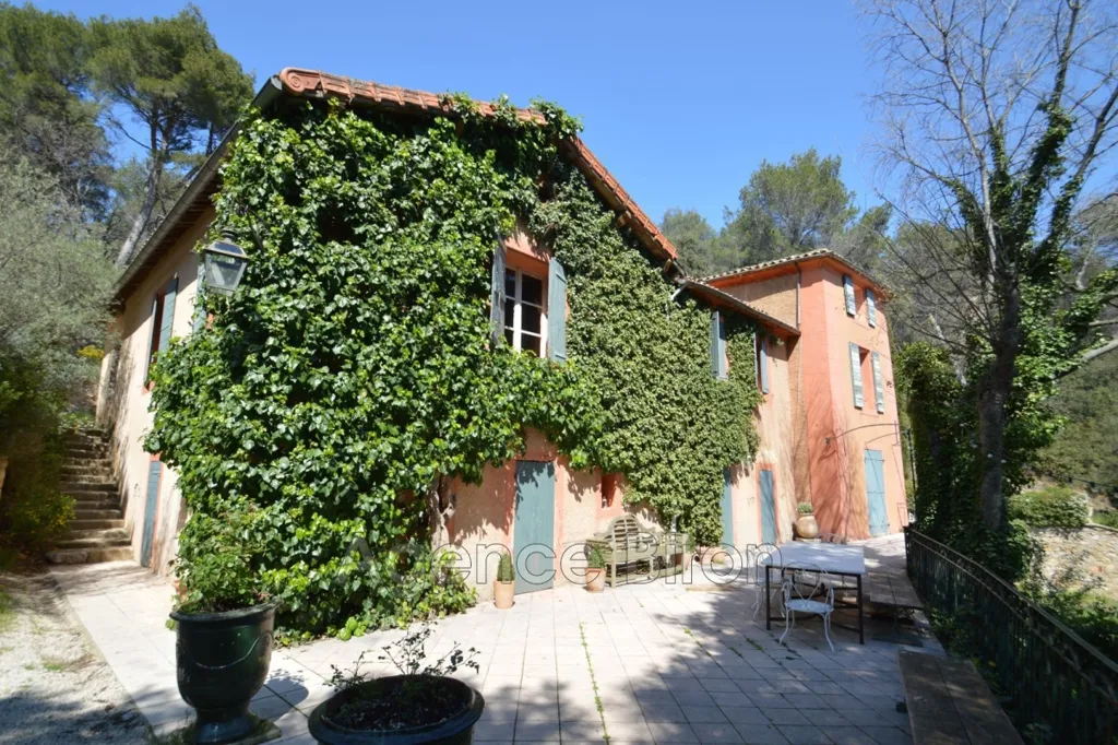 Esterno - 18th-Century Bastide with Pool in Aix-en-Provence