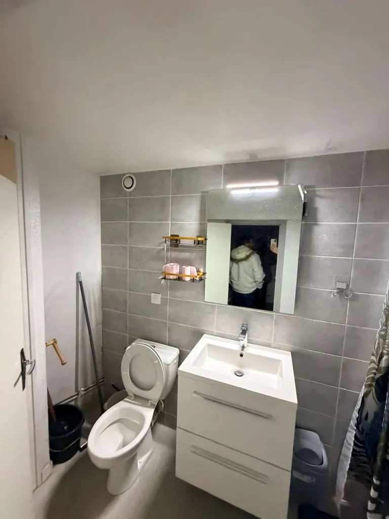 Salles de bain - Appartement en Souplex dans Copropriété de Qualité à Rennes
